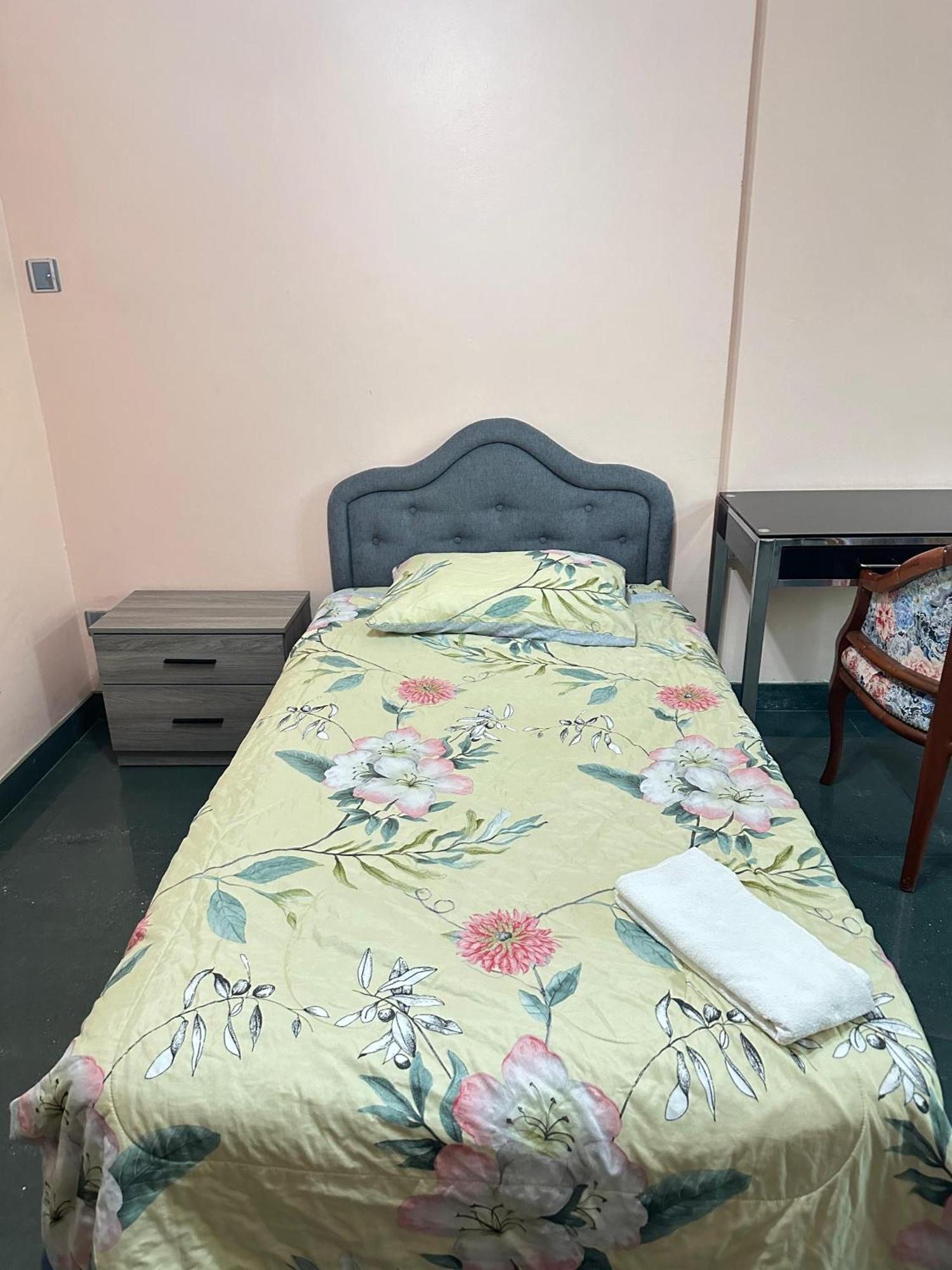 Seladah Stay Kuching Dış mekan fotoğraf